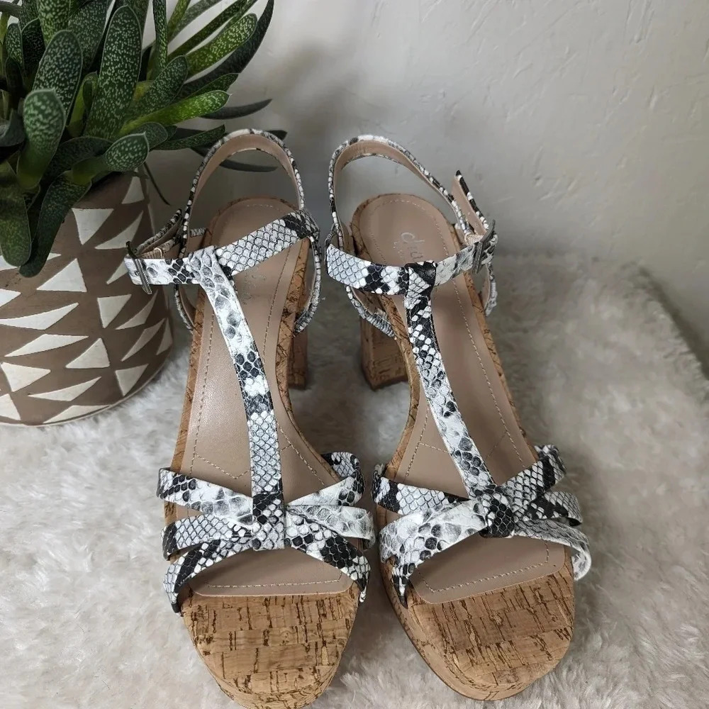 Charles David faux snakeskin strappy platform sandals 4" heel women's size 8.5